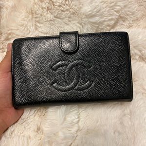 Chanel Caviar Wallet